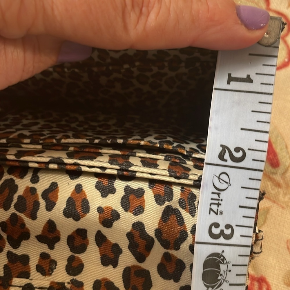 Mundi Black Crackled Leather Animal Print Compartmentalization Clutch Wristlet - Picture 9 of 10